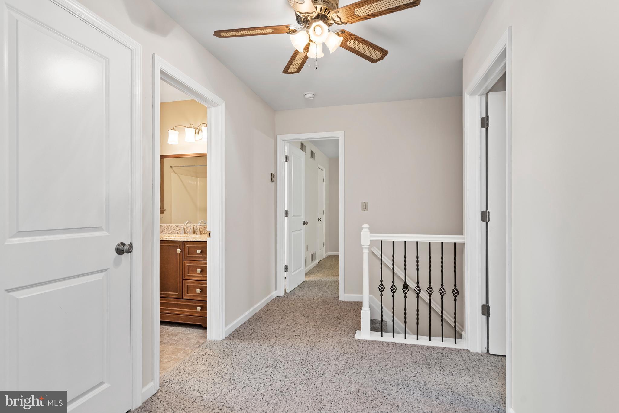 2727 Colonial Road Harrisburg, PA 17112 - Photo 21 of 37 second floor hallway