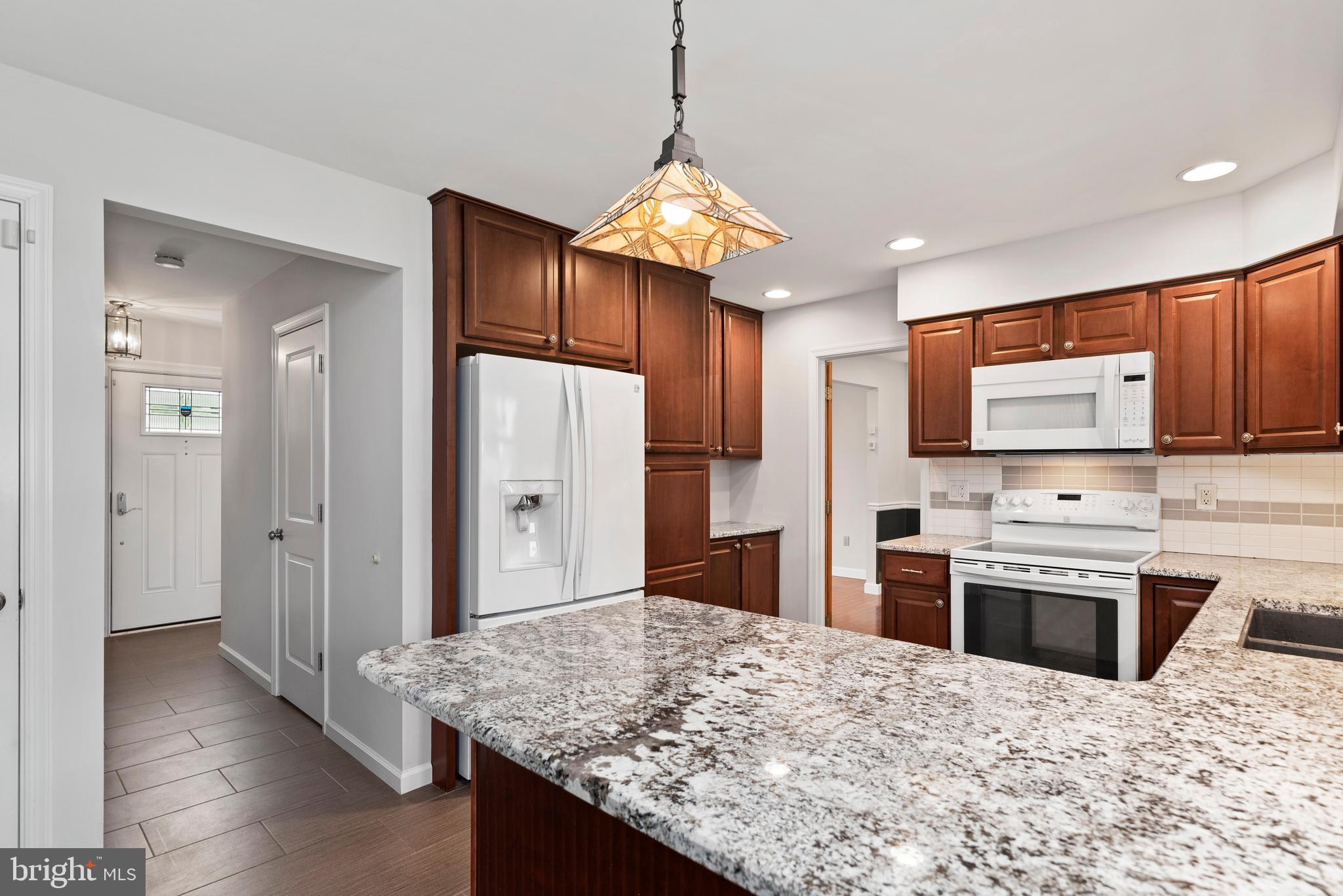 2727 Colonial Road Harrisburg, PA 17112 - Photo 10 of 37 Gallery Image 10