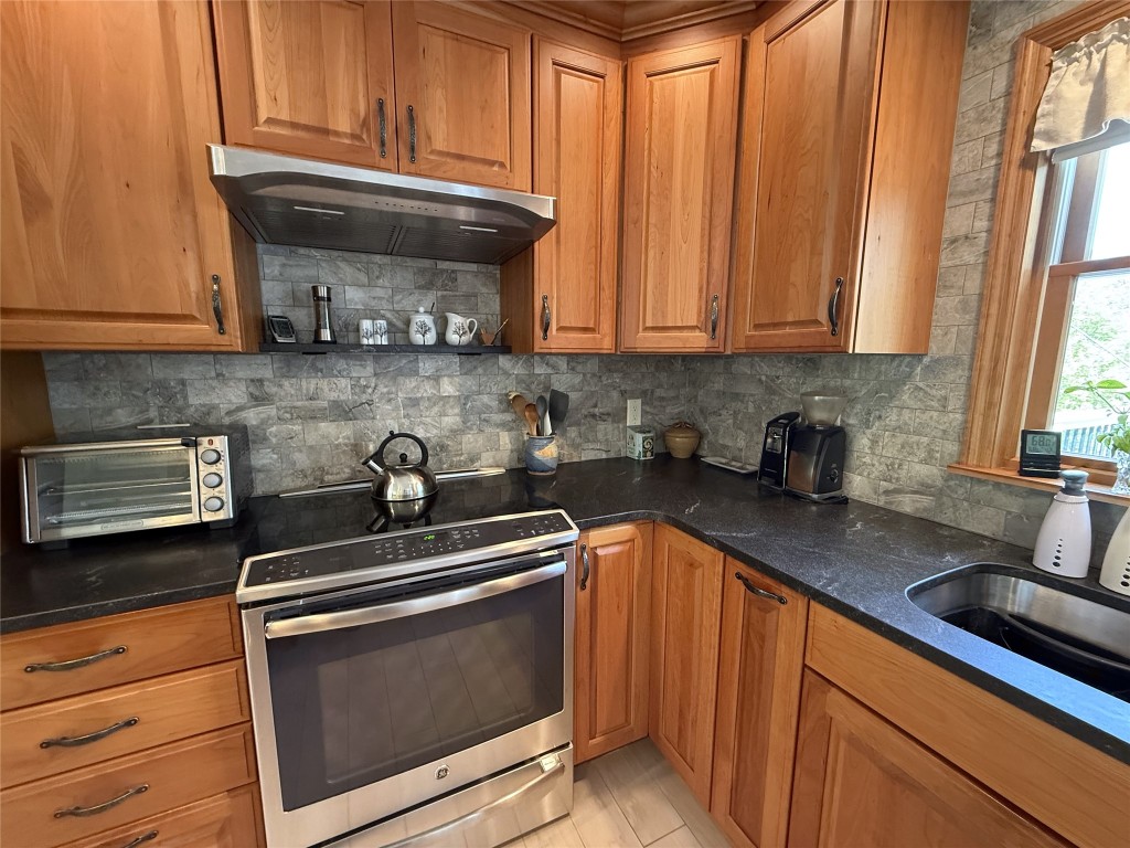 494 Brotzman Road Binghamton, NY 13901 - Photo 22 of 43