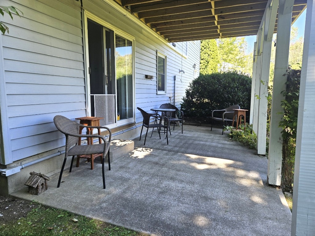 494 Brotzman Road Binghamton, NY 13901 - Photo 8 of 43