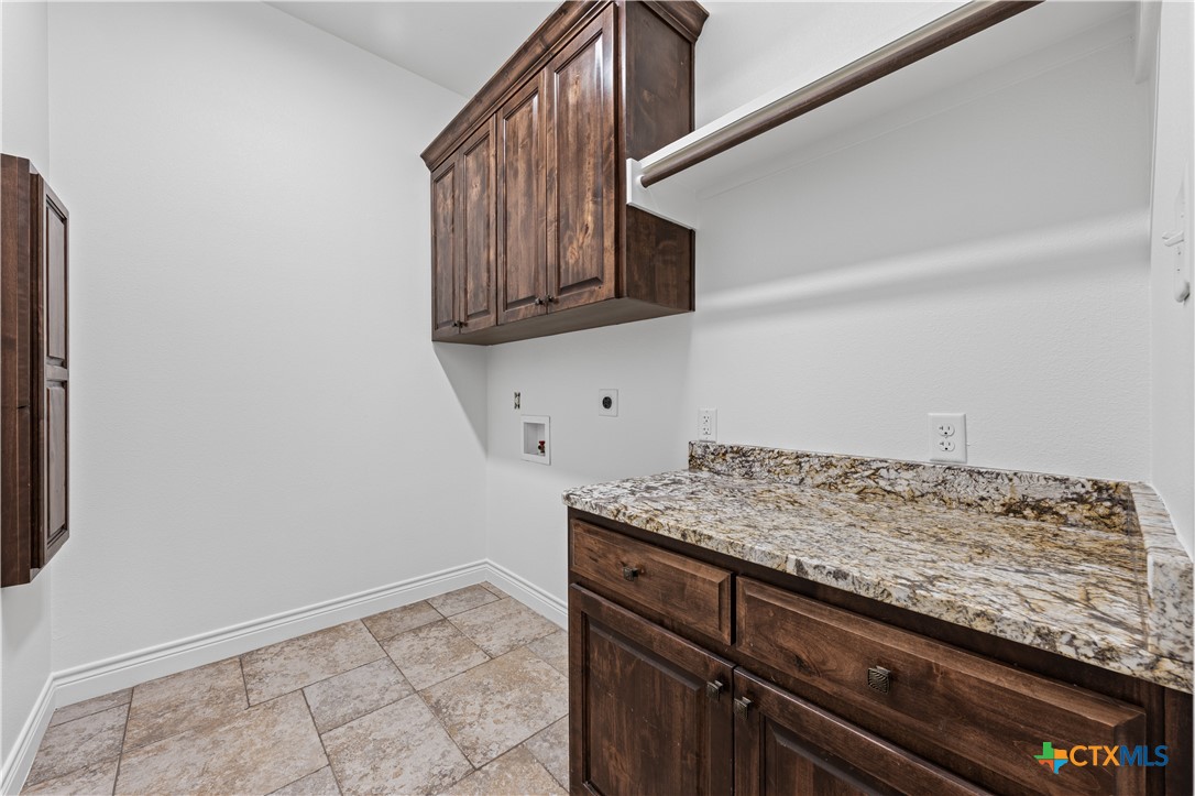 11023 Bigham Road Troy, TX 76579 - Photo 35 of 42 a view of kitchen counter space and microwave