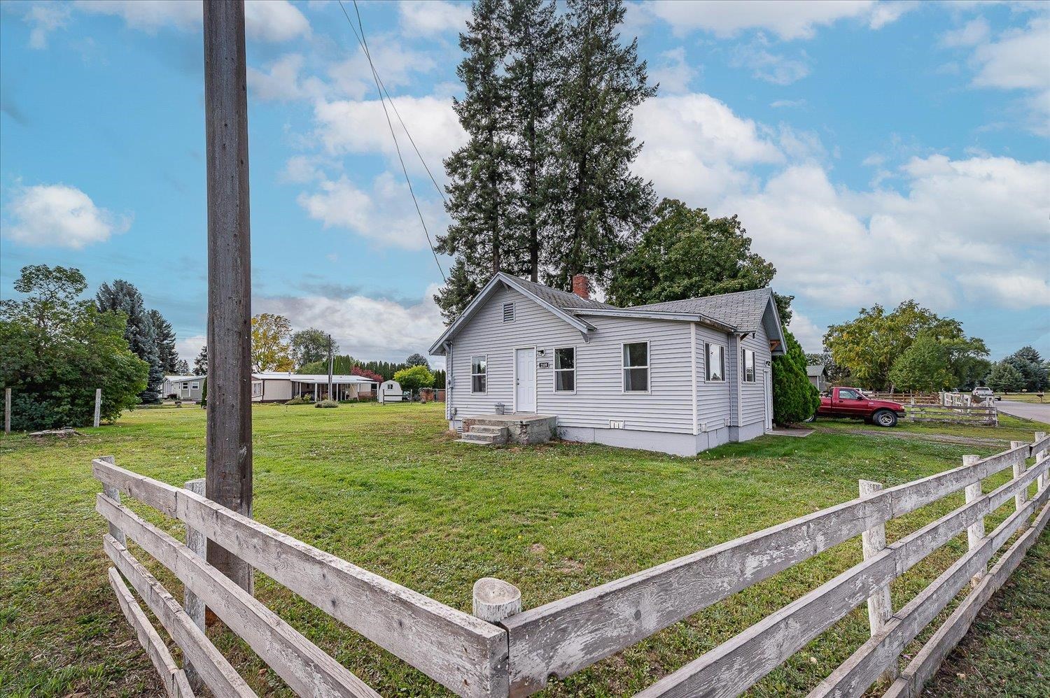 2109 North Barker Road Greenacres, WA 99016 - Photo 2 of 50