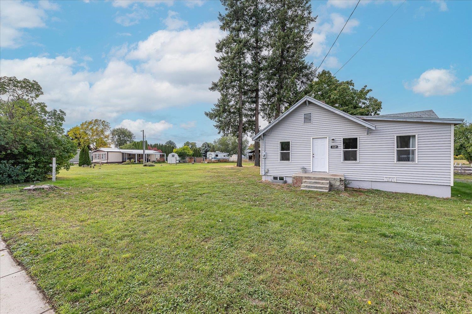 2109 North Barker Road Greenacres, WA 99016 - Photo 25 of 50