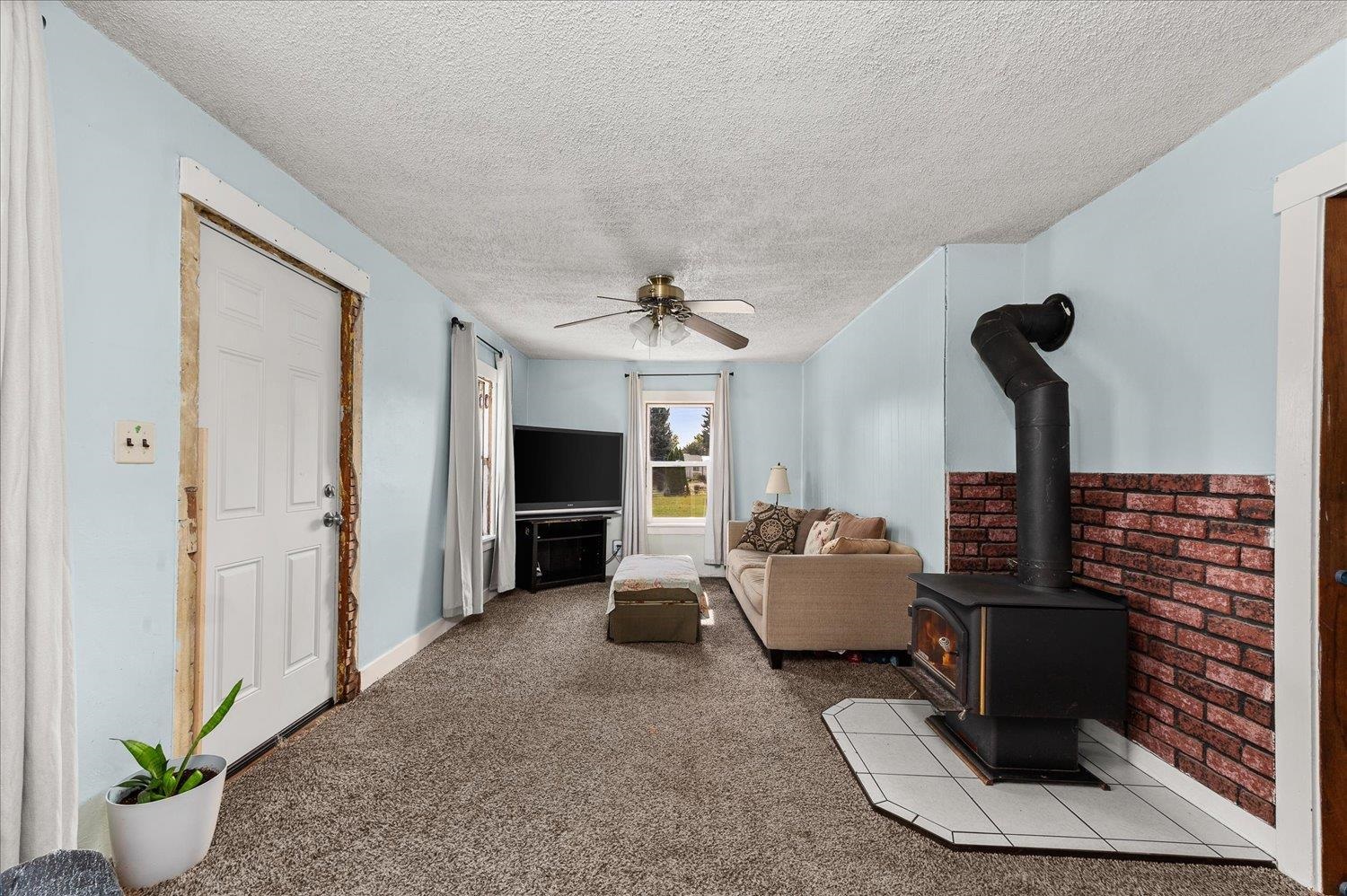 2109 North Barker Road Greenacres, WA 99016 - Photo 10 of 50