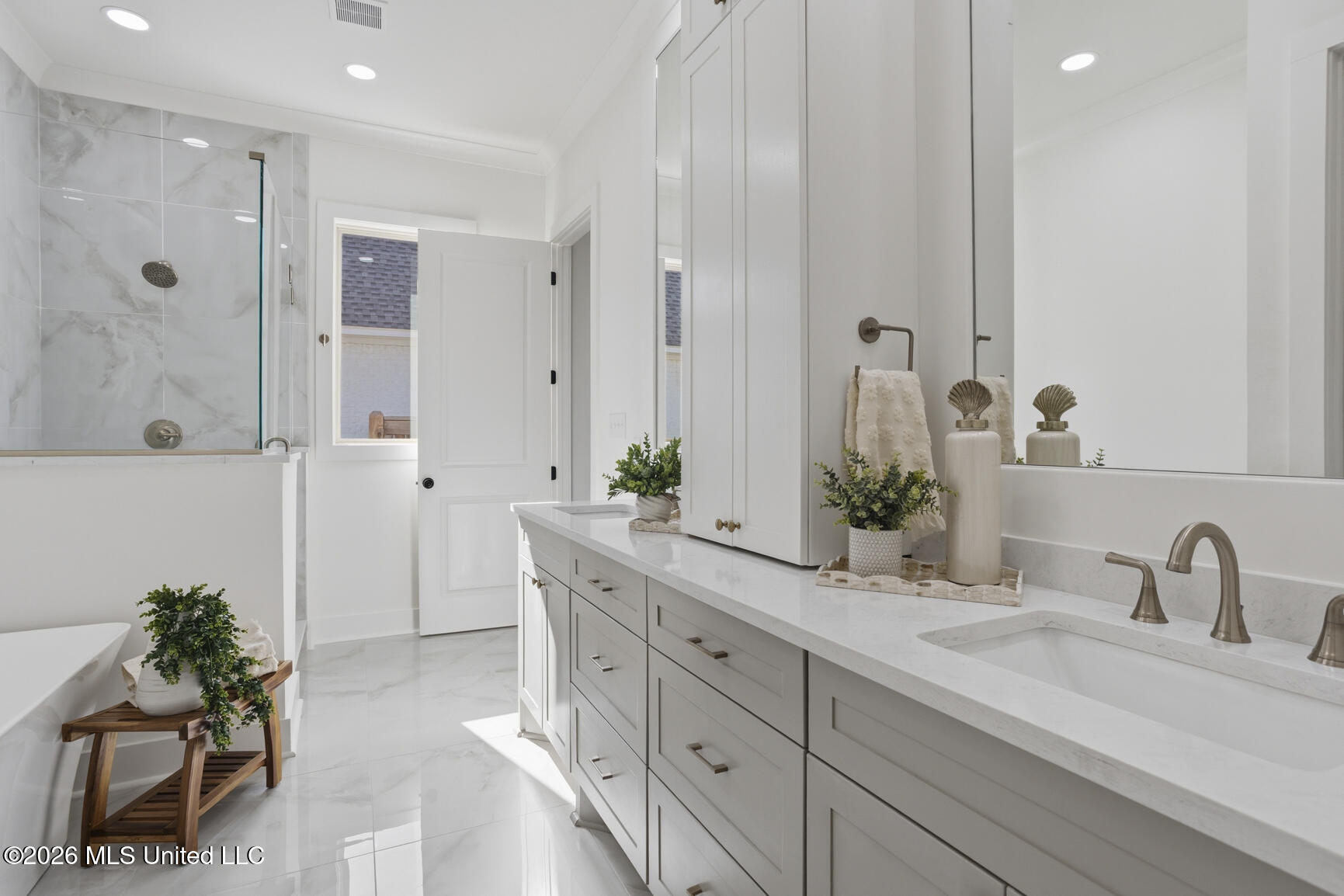 138 Coventry Lane Canton, MS 39046 - Photo 22 of 49 138 Coventry Lane-18