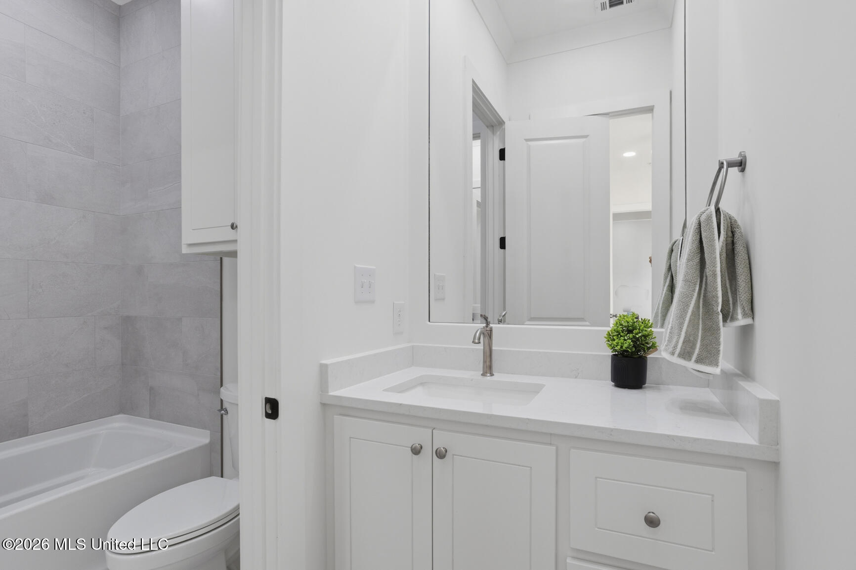 138 Coventry Lane Canton, MS 39046 - Photo 27 of 49 138 Coventry Lane-23