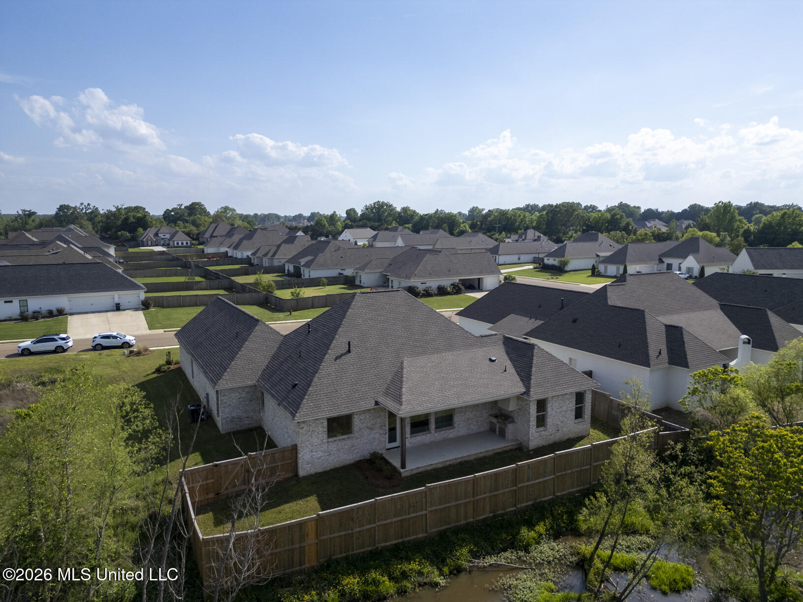 138 Coventry Lane Canton, MS 39046 - Photo 3 of 49 138 Coventry drone-3