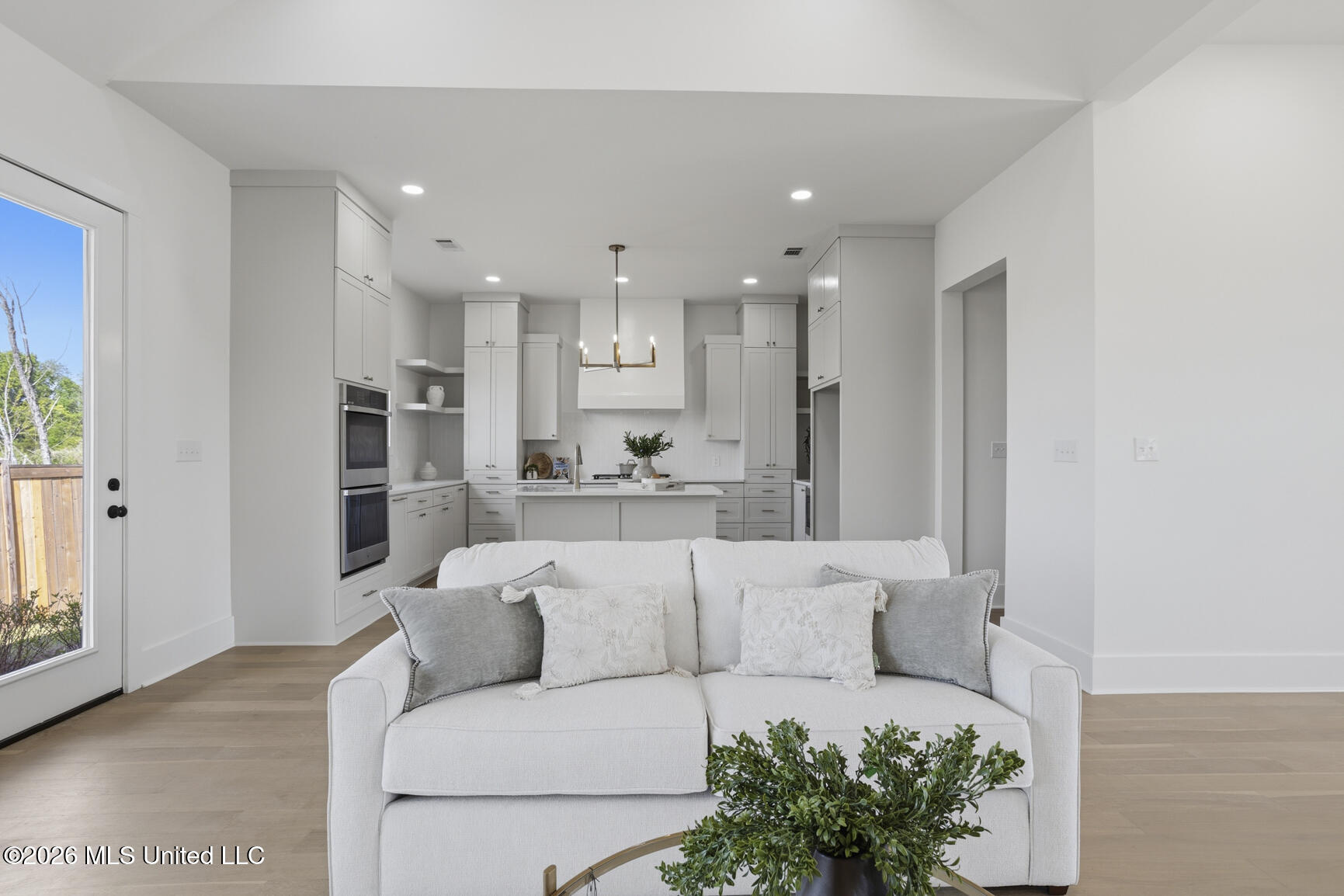 138 Coventry Lane Canton, MS 39046 - Photo 38 of 49 138 Coventry Lane-34