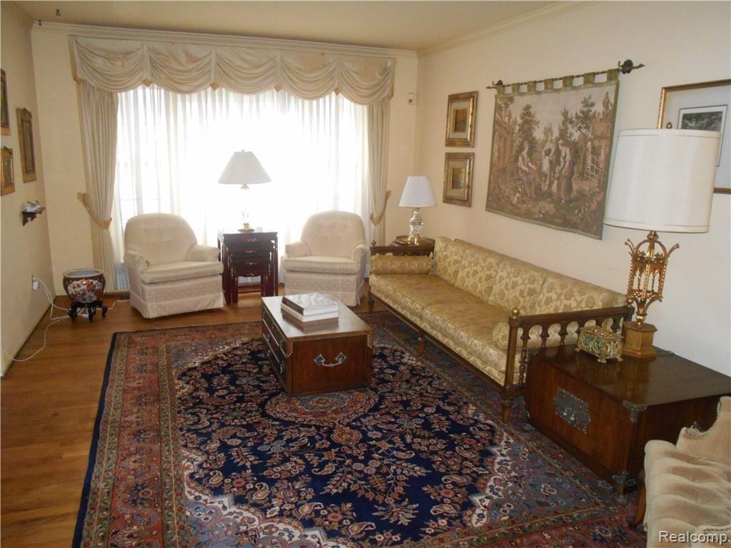 16006 Riverside Drive Livonia, MI 48154 - Photo 8 of 35 DSCN0150.JPG