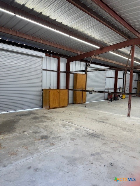 159 Biels Loop Killeen, TX 76542 - Photo 13 of 15 3-Bay Shop