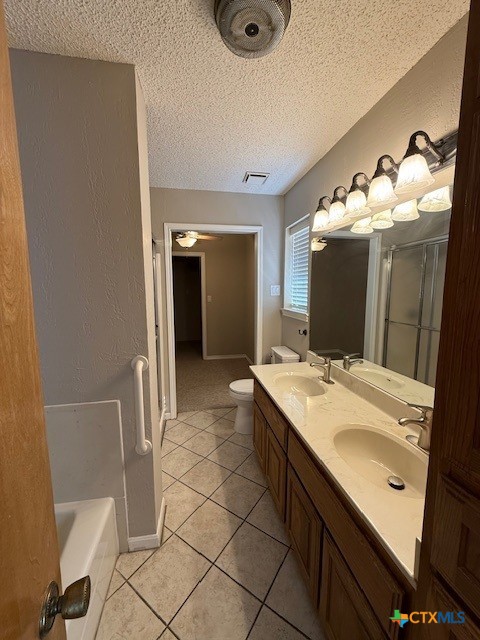 159 Biels Loop Killeen, TX 76542 - Photo 9 of 15 Main Bathroom