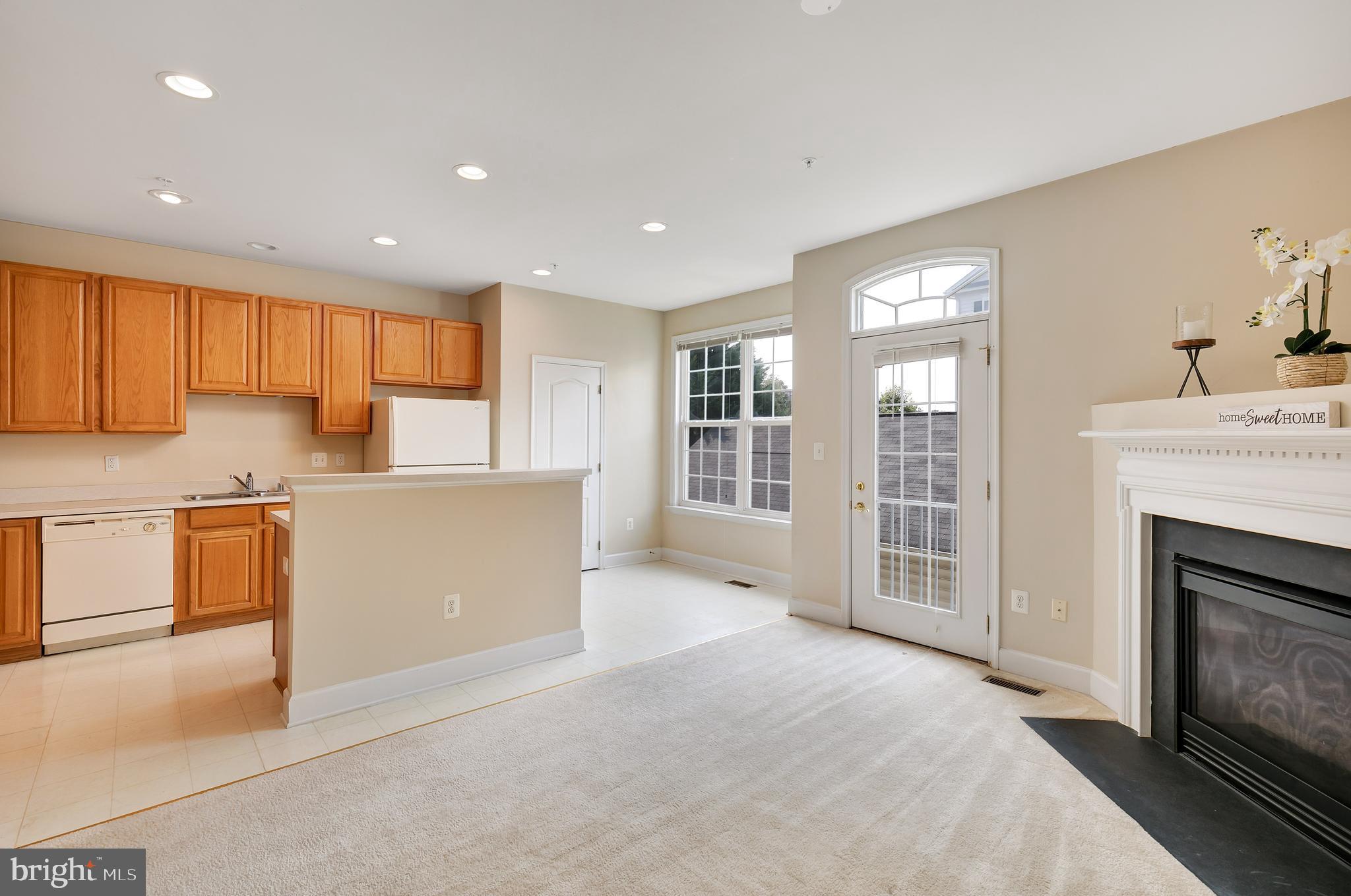 604 Cedar Spring Street Gaithersburg, MD 20877 - Photo 11 of 37 Gallery Image 11