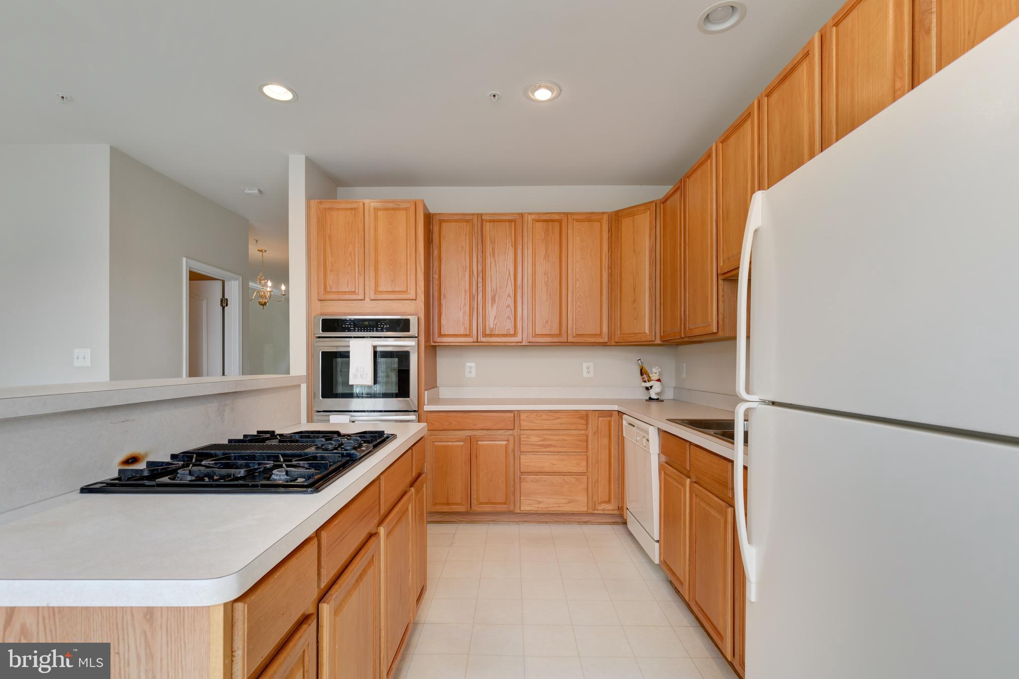 604 Cedar Spring Street Gaithersburg, MD 20877 - Photo 14 of 37 Gallery Image 14