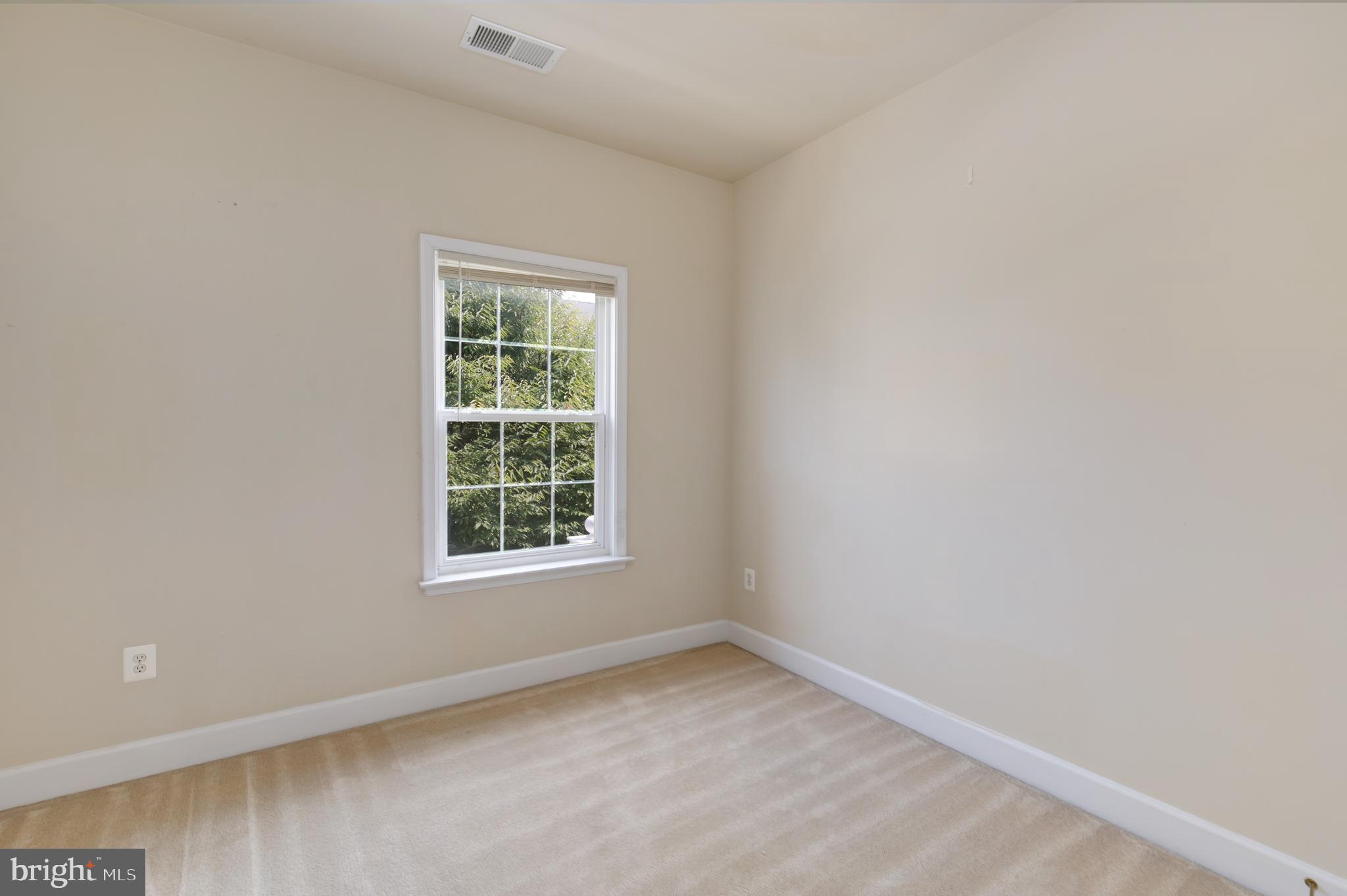 604 Cedar Spring Street Gaithersburg, MD 20877 - Photo 17 of 37 Gallery Image 17