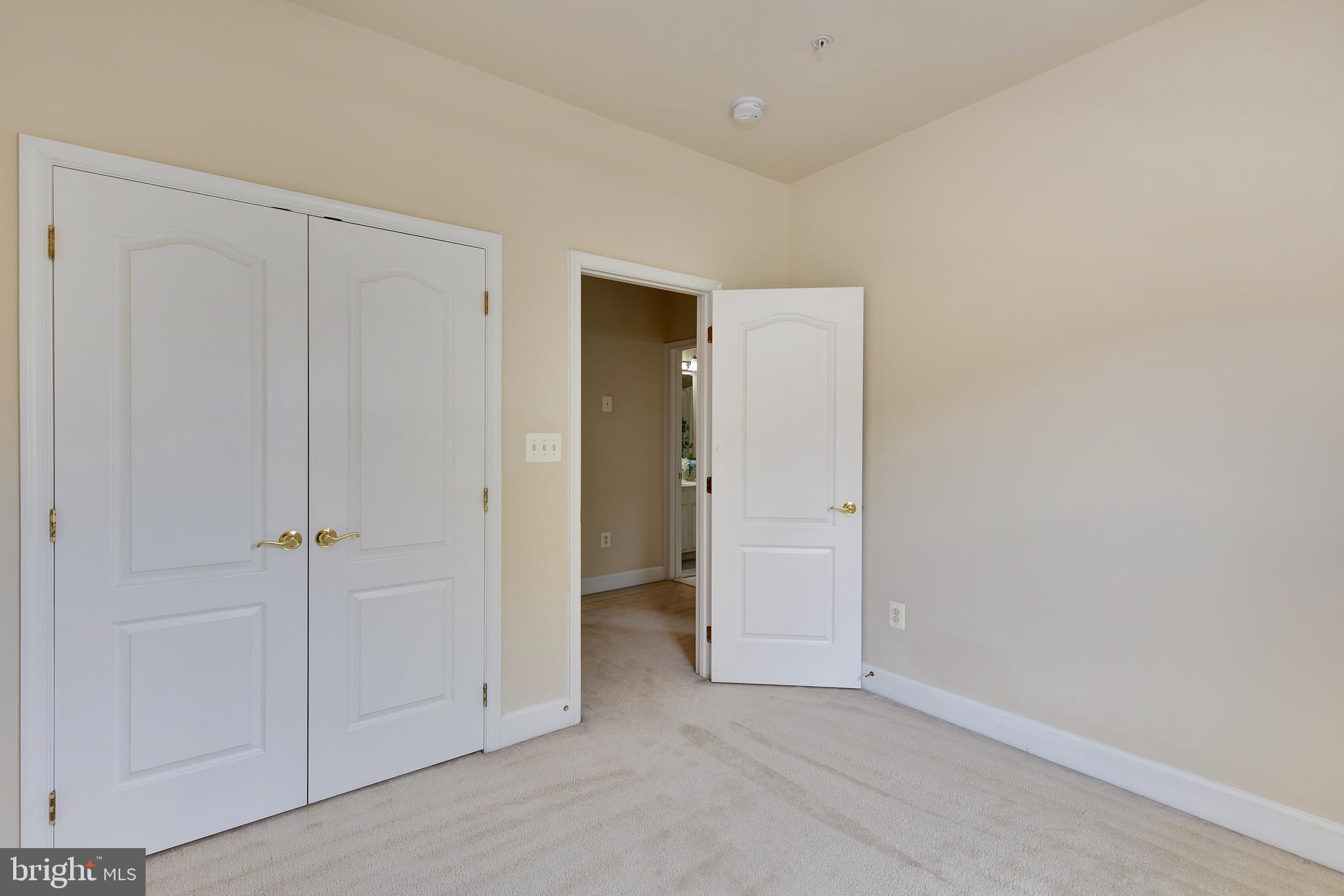604 Cedar Spring Street Gaithersburg, MD 20877 - Photo 18 of 37 Gallery Image 18