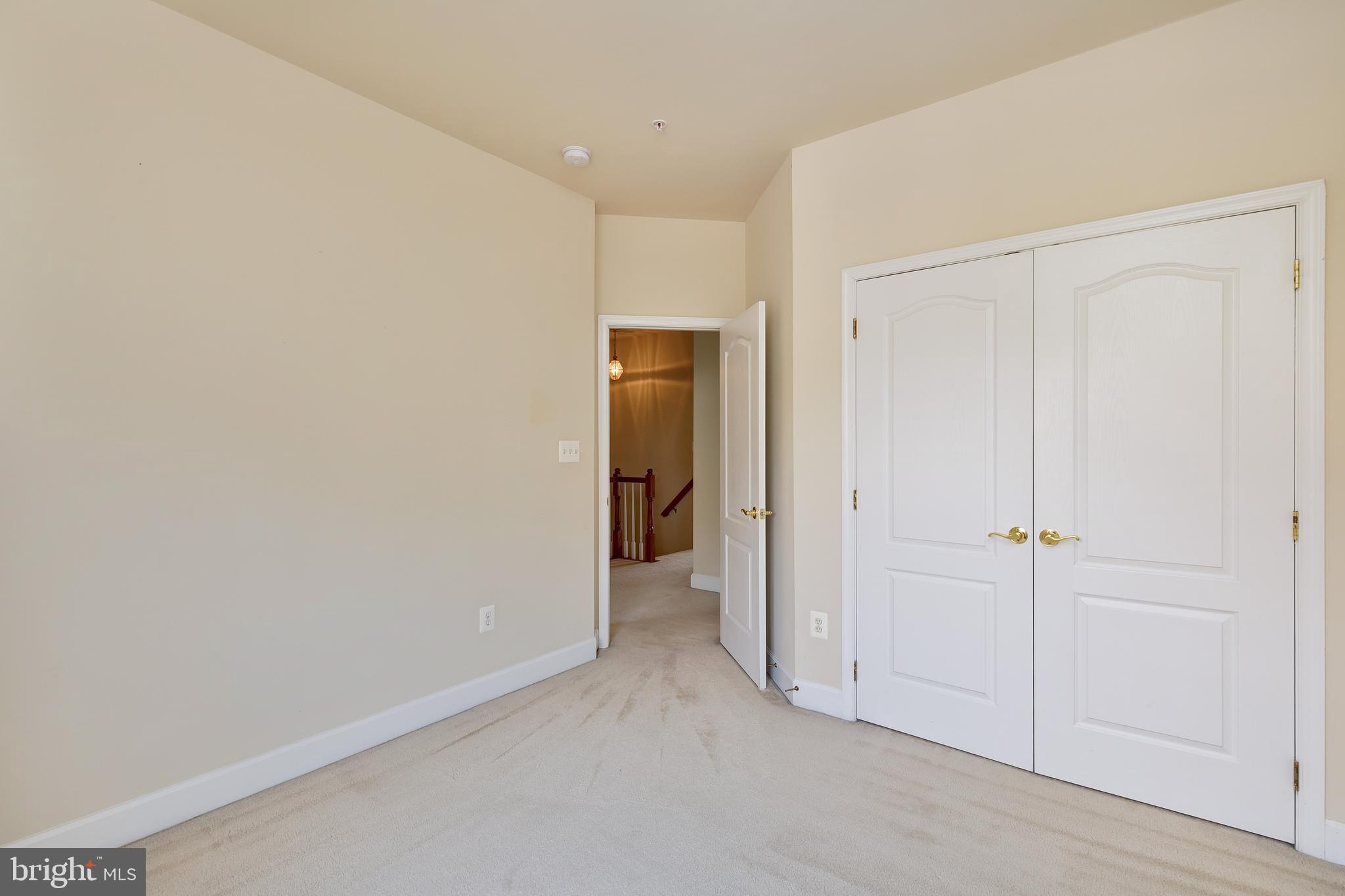 604 Cedar Spring Street Gaithersburg, MD 20877 - Photo 20 of 37 Gallery Image 20