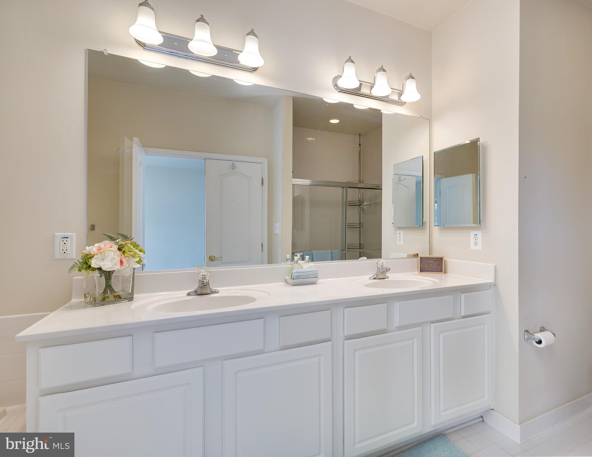 604 Cedar Spring Street Gaithersburg, MD 20877 - Photo 28 of 37 Gallery Image 28