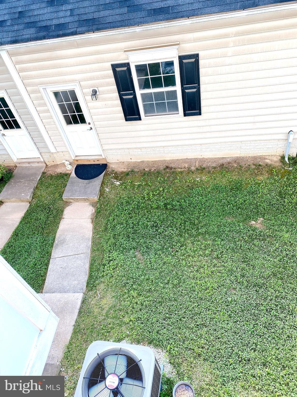 604 Cedar Spring Street Gaithersburg, MD 20877 - Photo 35 of 37 Gallery Image 35