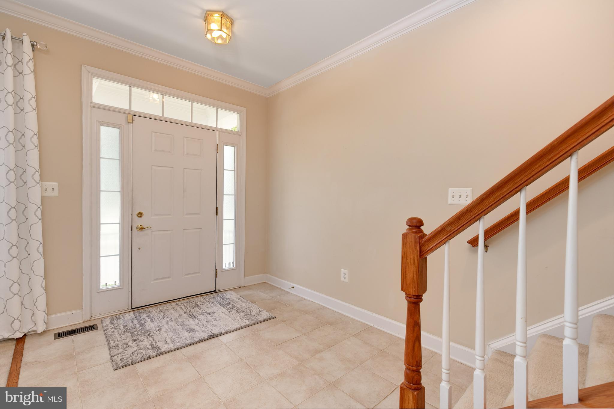 604 Cedar Spring Street Gaithersburg, MD 20877 - Photo 6 of 37 Gallery Image 6