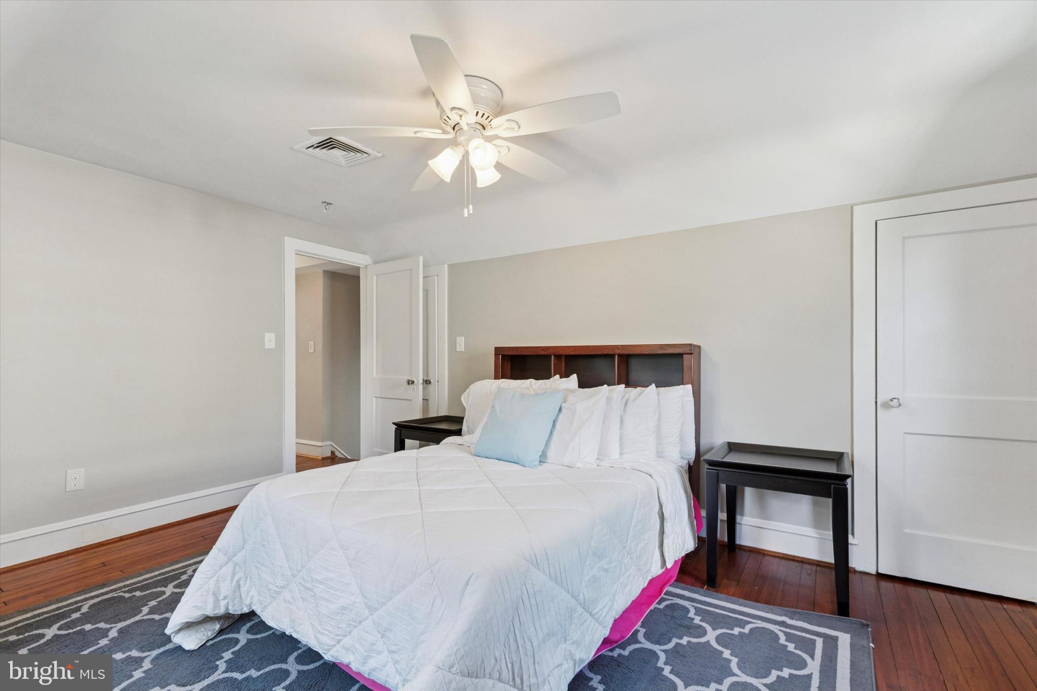 140 North Rolling Road Springfield, PA 19064 - Photo 17 of 34 a bedroom with a bed and a window