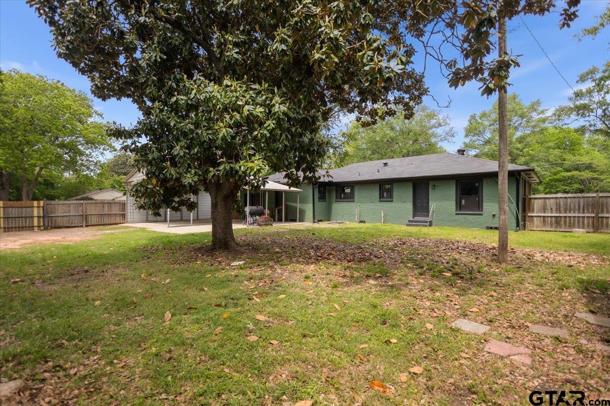 604 Layton Street Kilgore, TX 75662 - Photo 34 of 40