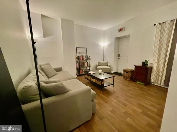 $2,150 | 301 North Darlington Street, Unit B, West Chester, PA 19380