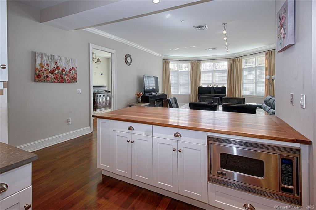 100 Stone Ridge Way, Unit 1H Fairfield, CT 06824 - Photo 5 of 30