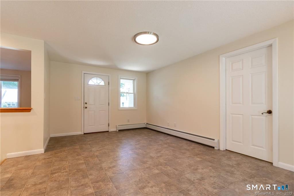 10 Tanglewood Road Farmington, CT 06032 - Photo 8 of 40 Gallery Image 8