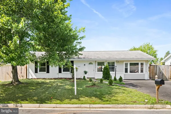 $599,999 | 501 East Poplar Road, Sterling, VA 20164