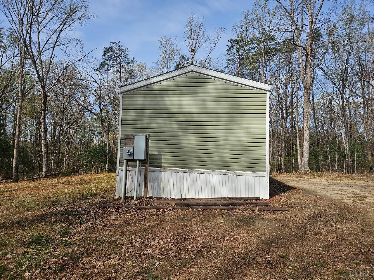 415 Plum Branch Road Lynchburg, VA 24504 - Photo 14 of 17 a view of backyard of house