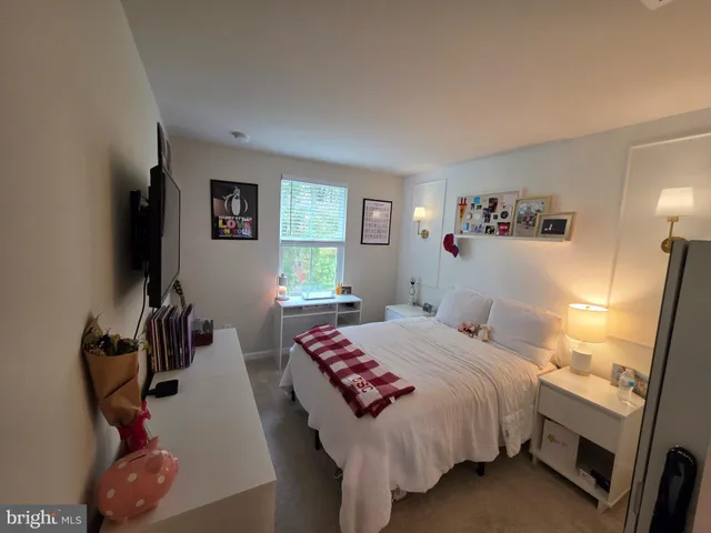 $390,000 | 71 Southwind Drive, Blackwood, NJ 08012