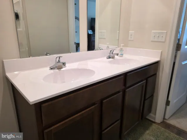 $390,000 | 71 Southwind Drive, Blackwood, NJ 08012