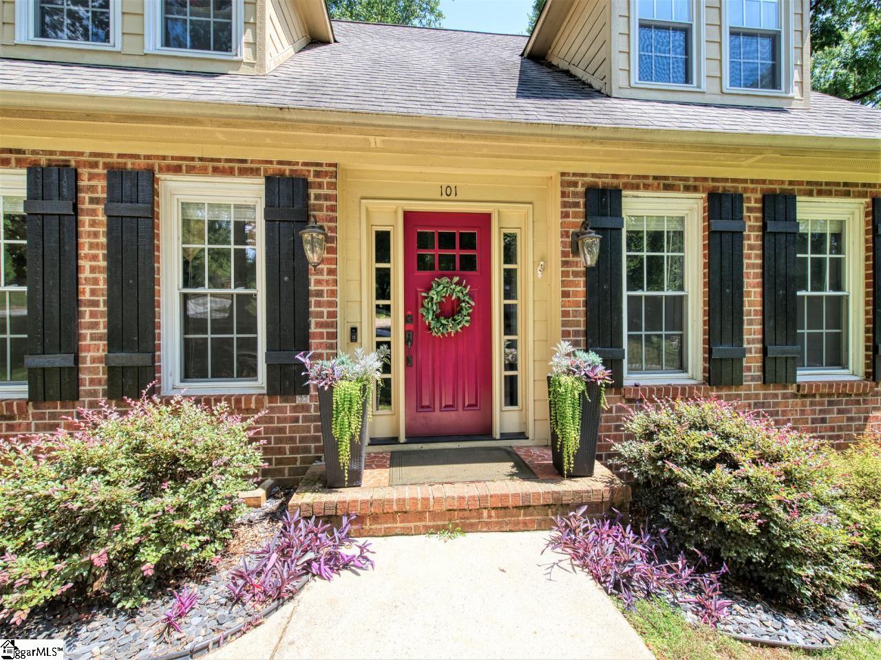 101 Cobblestone Road Greenville, SC 29615 - Photo 2 of 36 Gallery Image 2