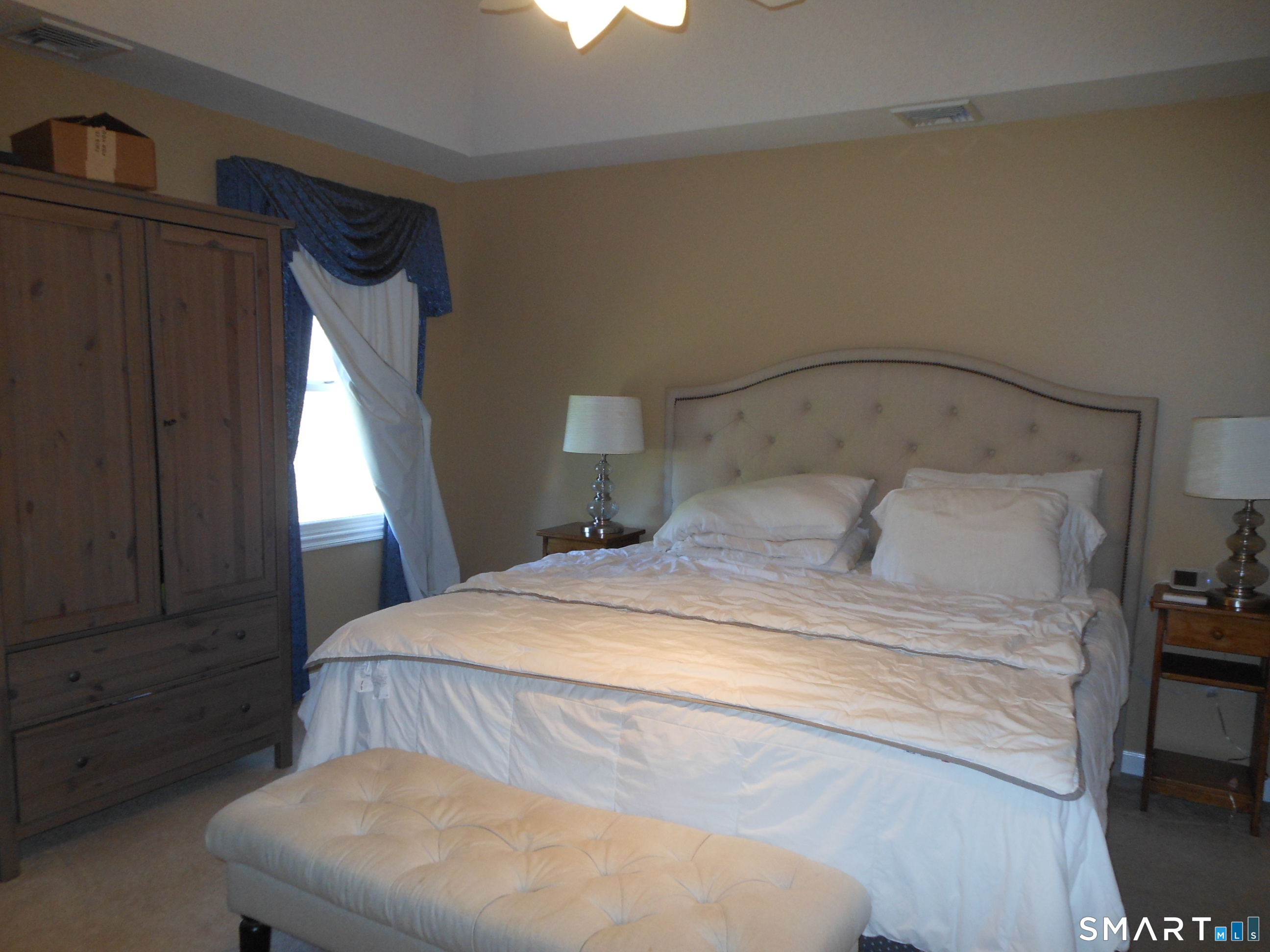 29 Skyview Terrace Manchester, CT 06040 - Photo 7 of 9 a bedroom with a bed and a window