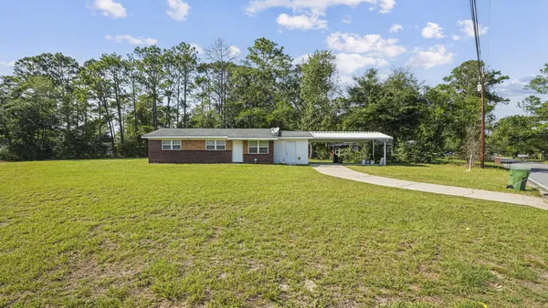 $164,000 | 998 7 Oaks Road, Jesup, GA 31546