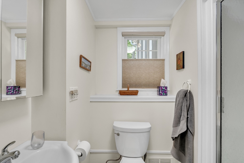 21 Constitution Road Lexington, MA 02421 - Photo 32 of 42