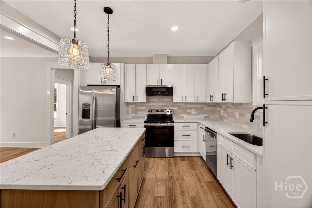 2322 Bonaventure Road Savannah, GA 31404 - Photo 13 of 47