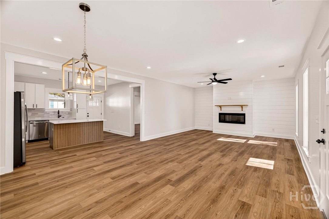 2322 Bonaventure Road Savannah, GA 31404 - Photo 7 of 47