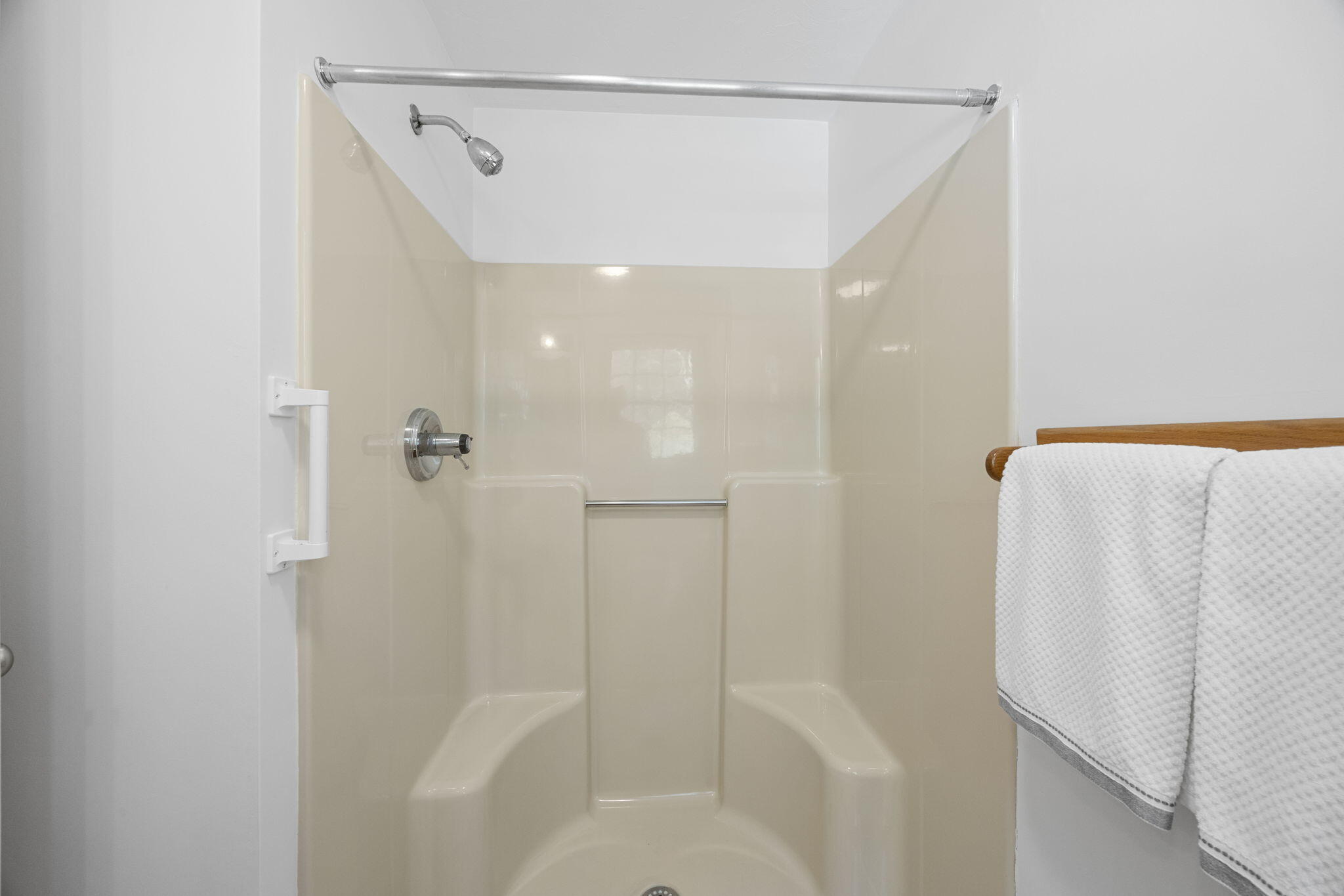 19 Fishermans Landing Road Brewster, MA 02631 - Photo 28 of 58 Primary Bath