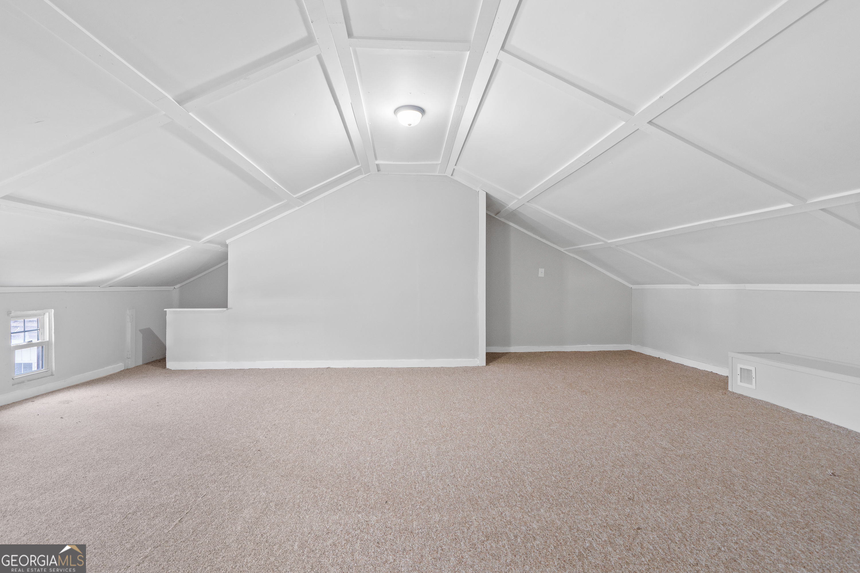 7513 Columbus Road Lizella, GA 31052 - Photo 40 of 54 an empty room with windows