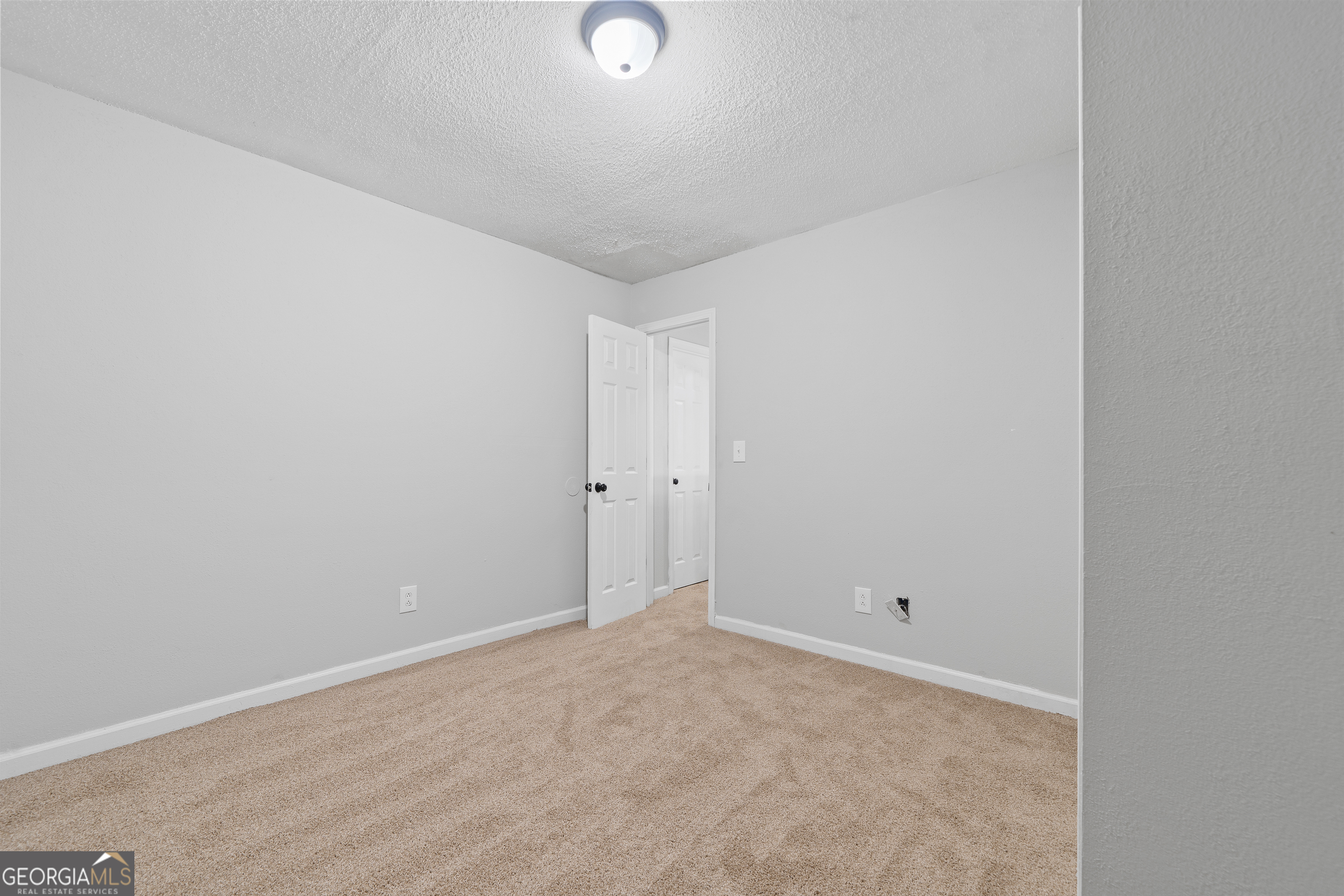 7513 Columbus Road Lizella, GA 31052 - Photo 50 of 54 a view of an empty room