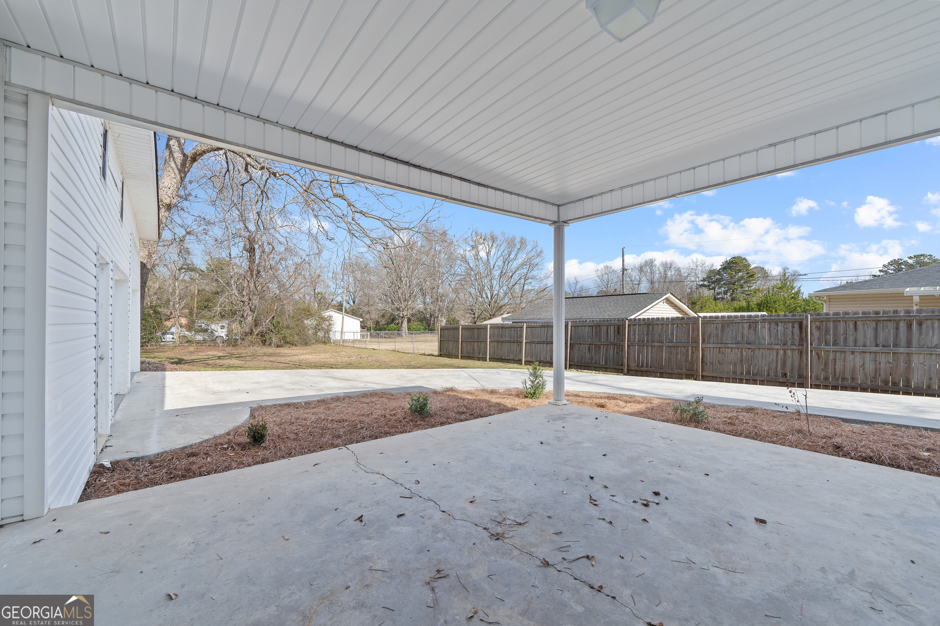 7513 Columbus Road Lizella, GA 31052 - Photo 51 of 54 a view of a backyard