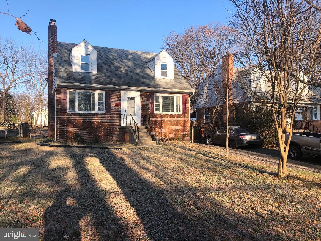 8714 Edmonston Road Berwyn Heights, MD 20740 - Photo 1 of 19 Front of the house