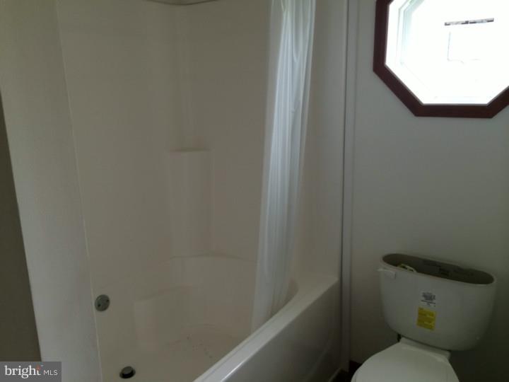 34 Station Road Leesburg, NJ 08327 - Photo 7 of 14