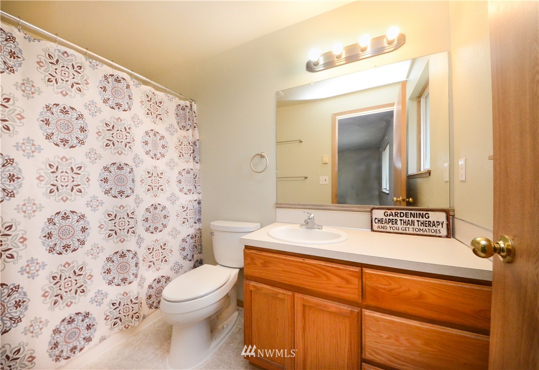 18139 Sunshine Lane Southwest Rochester, WA 98579 - Photo 8 of 19