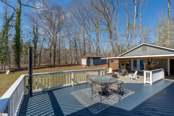 $479,900 | 390 State Rd S-30-751, Laurens, SC 29360