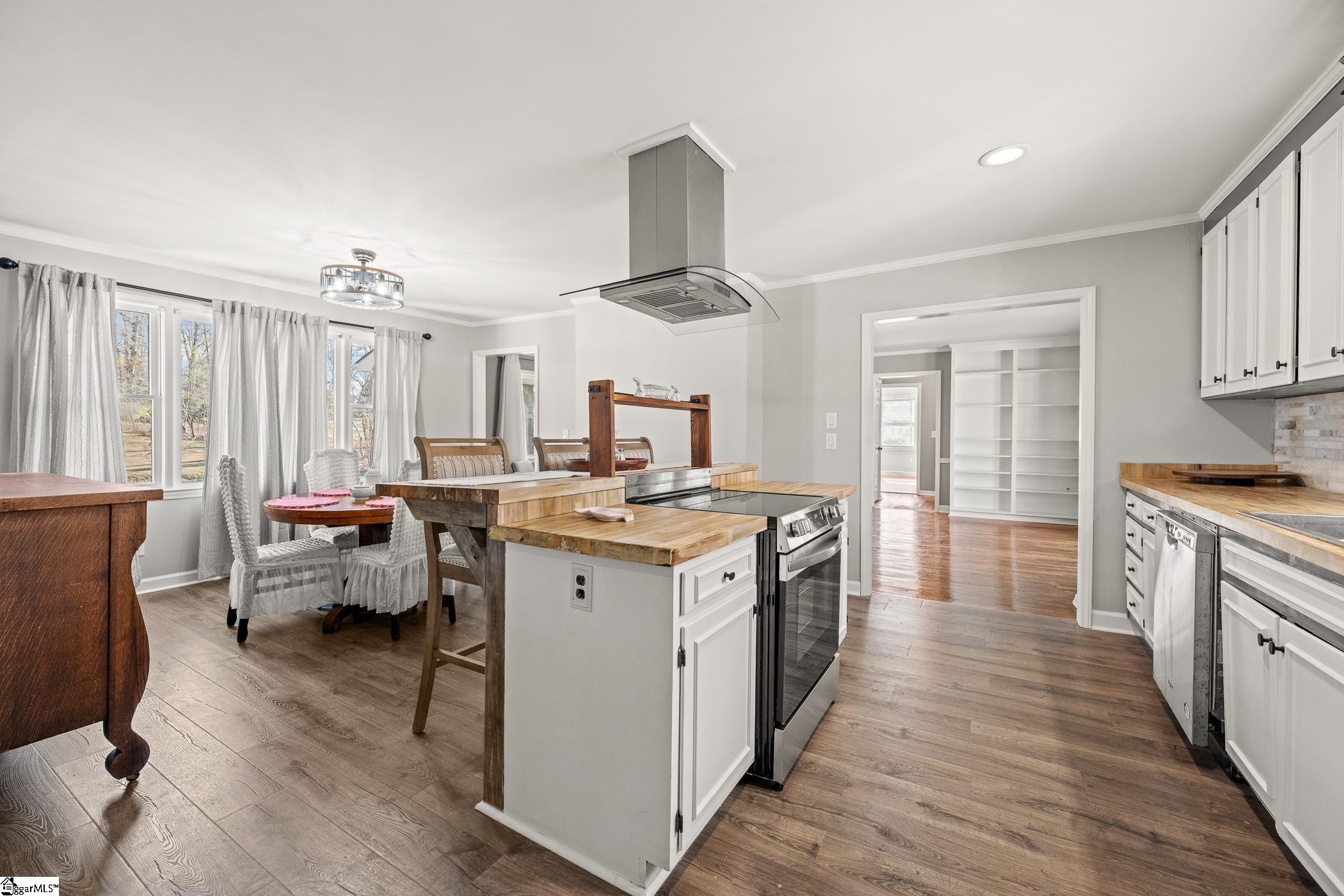 390 State Rd S-30-751 Laurens, SC 29360 - Photo 9 of 24