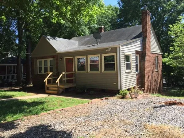 $1,395 | 337 Westwood Drive, Statesville, NC 28677