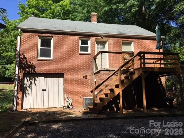 $1,395 | 337 Westwood Drive, Statesville, NC 28677