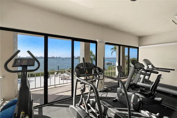 $575,000 | 500 North Osceola Avenue, Unit 406, Clearwater, FL 33755